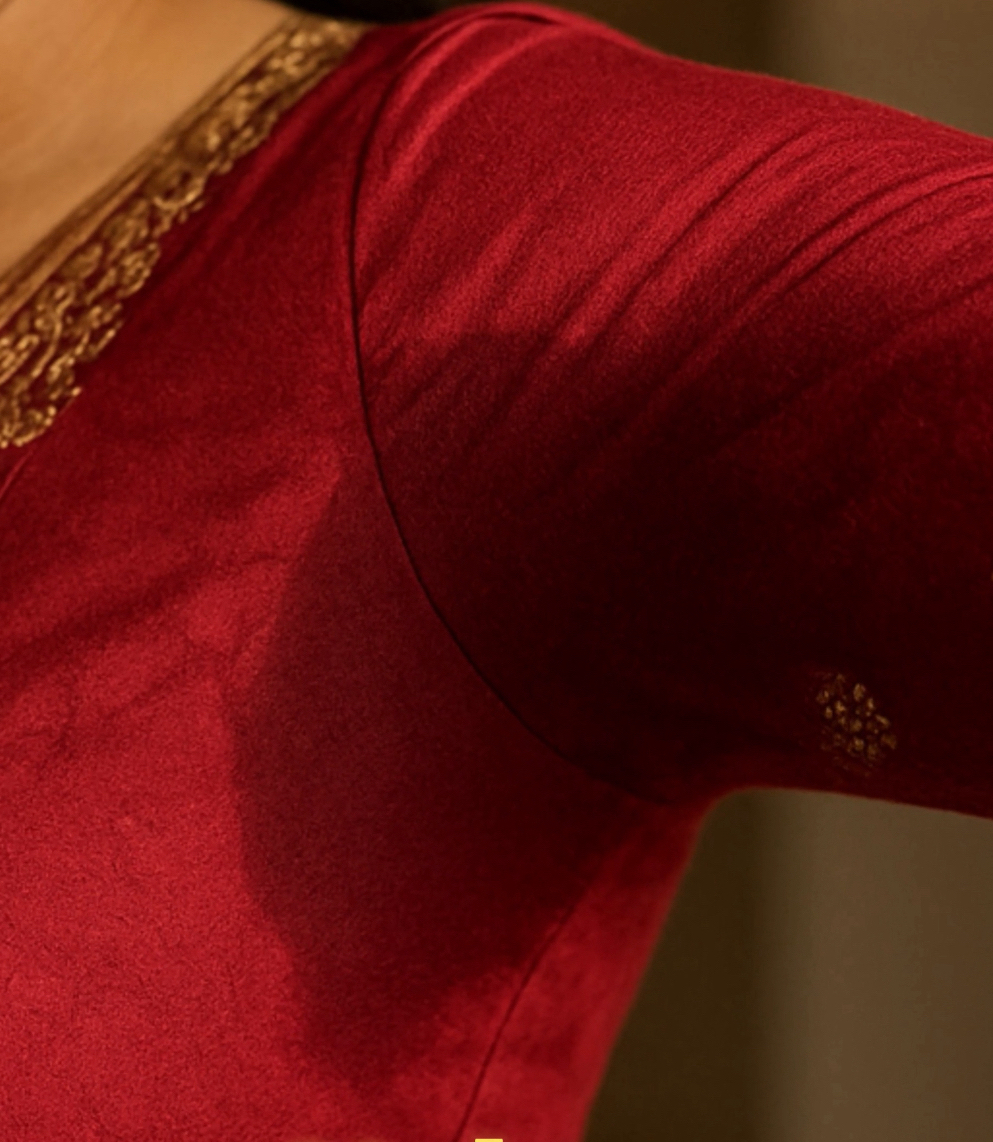 Sweat stain on Indian ethnic wear